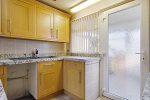 Kitchen/Breakfast:- click for photo gallery